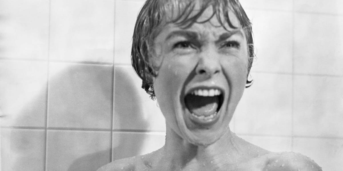 Marion Crane en la ducha en Psicosis