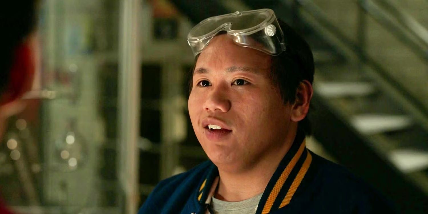 Ned Leeds (Jacob Batalon) wearing safety goggles in Spider-Man No Way Home