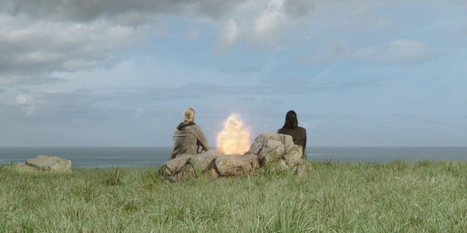 Odin dies next to Thor and Loki in Thor Ragnarok