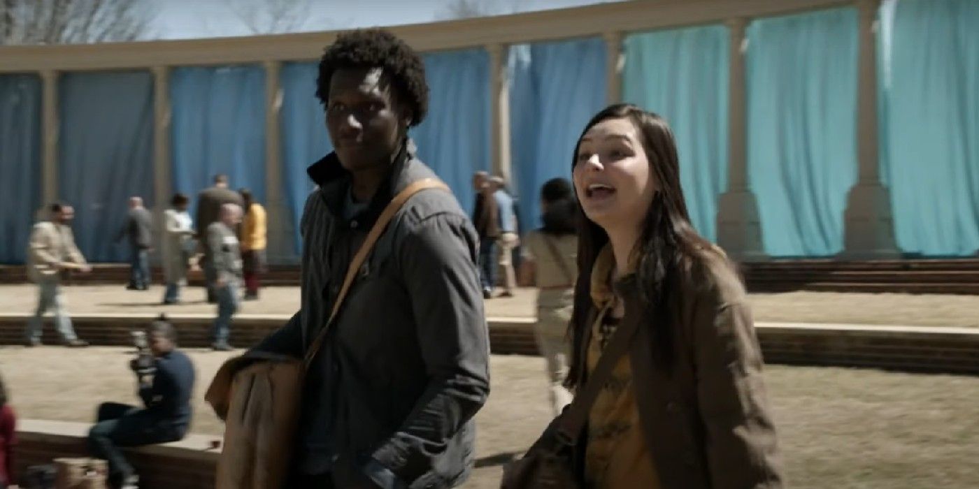 Okea Eme Akwari as Elijah and Cassady McClincy as Lydia in The Walking Dead