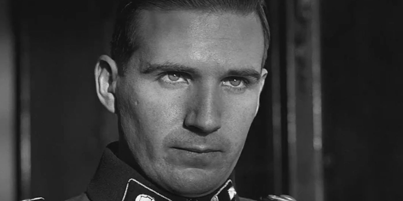 Ralph Fiennes looks evil as Amon Göth in Schindler&rsquo;s List