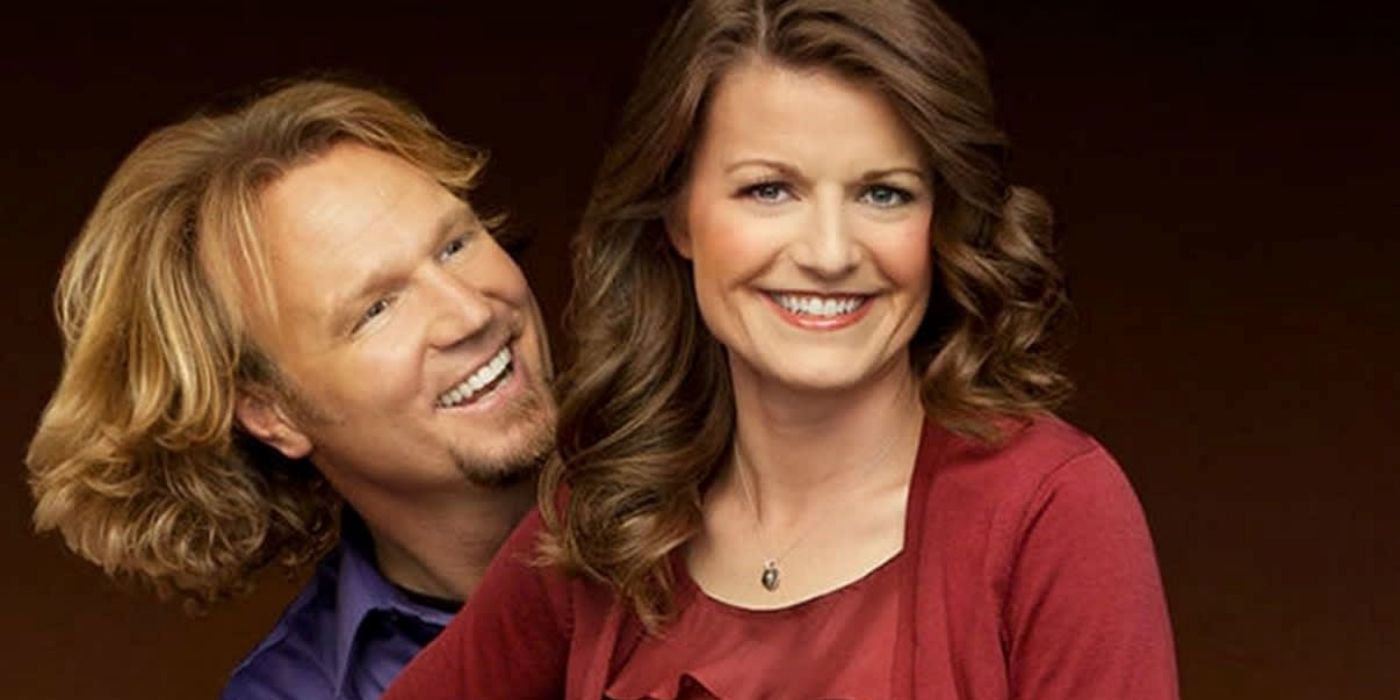 Robyn e Kody sorrindo largamente em Sister Wives