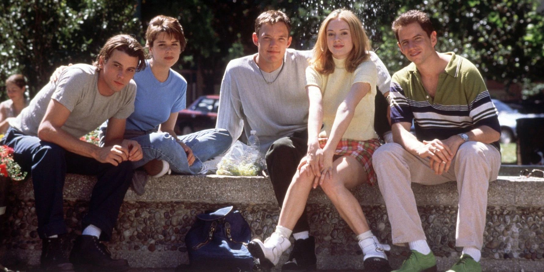 Sidney, Billy, Stu, Tatum, and Randy at school in Scream