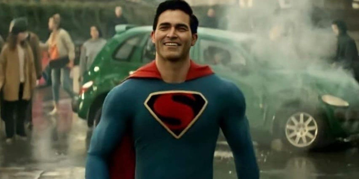 Henry Cavill Perfectly Explained Why The DCU Superman Costume Needed Trunks 11 Years Ago