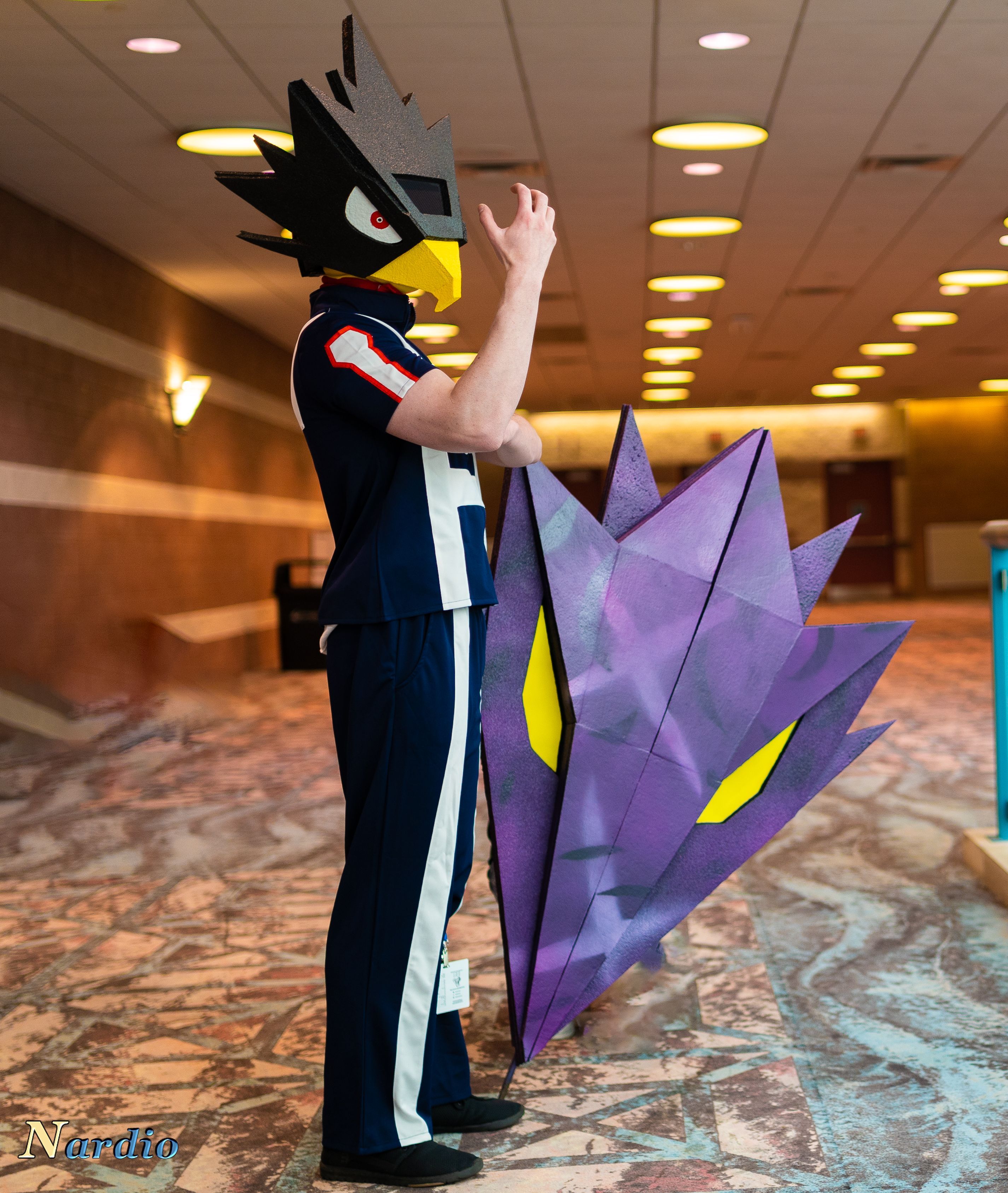 My Hero Academia Tokoyami Cosplay Brings His Quirk to Stunning Life