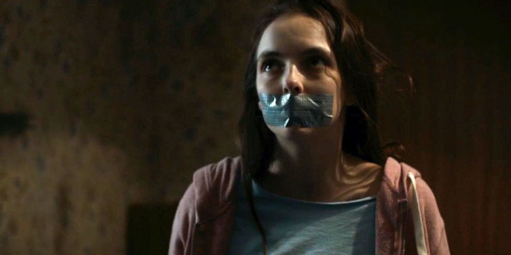 A scene from Thirteen (2016)