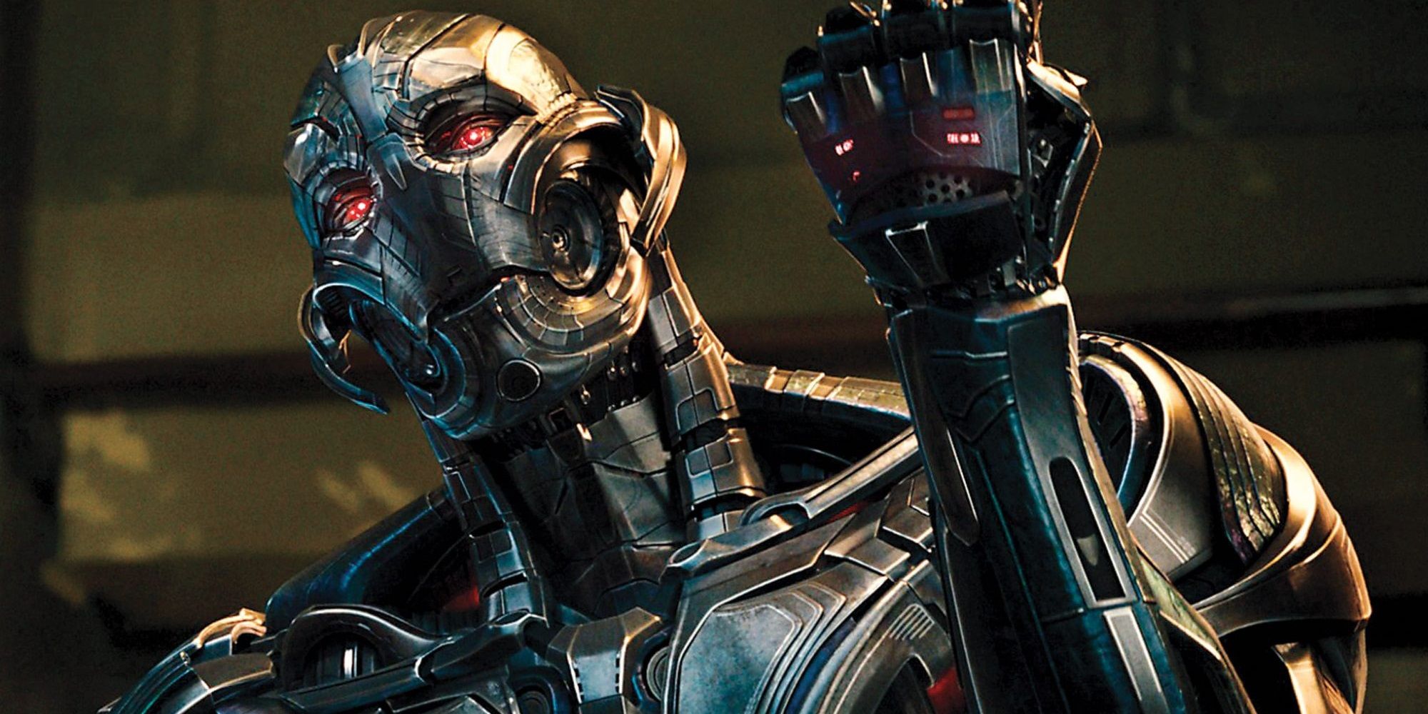 Ultron with a clenched fist in Avengers Age of Ultron