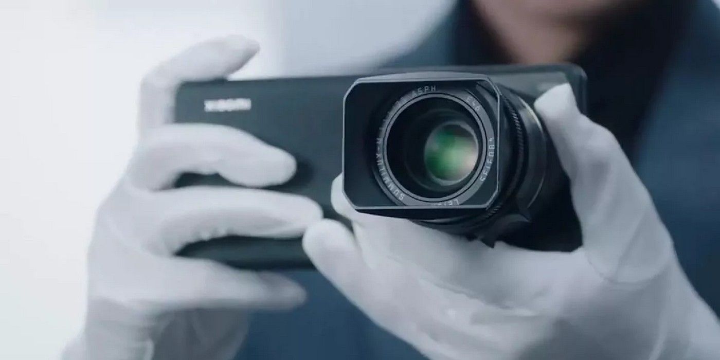 Xiaomi 12S Ultra concept with Leica M lens