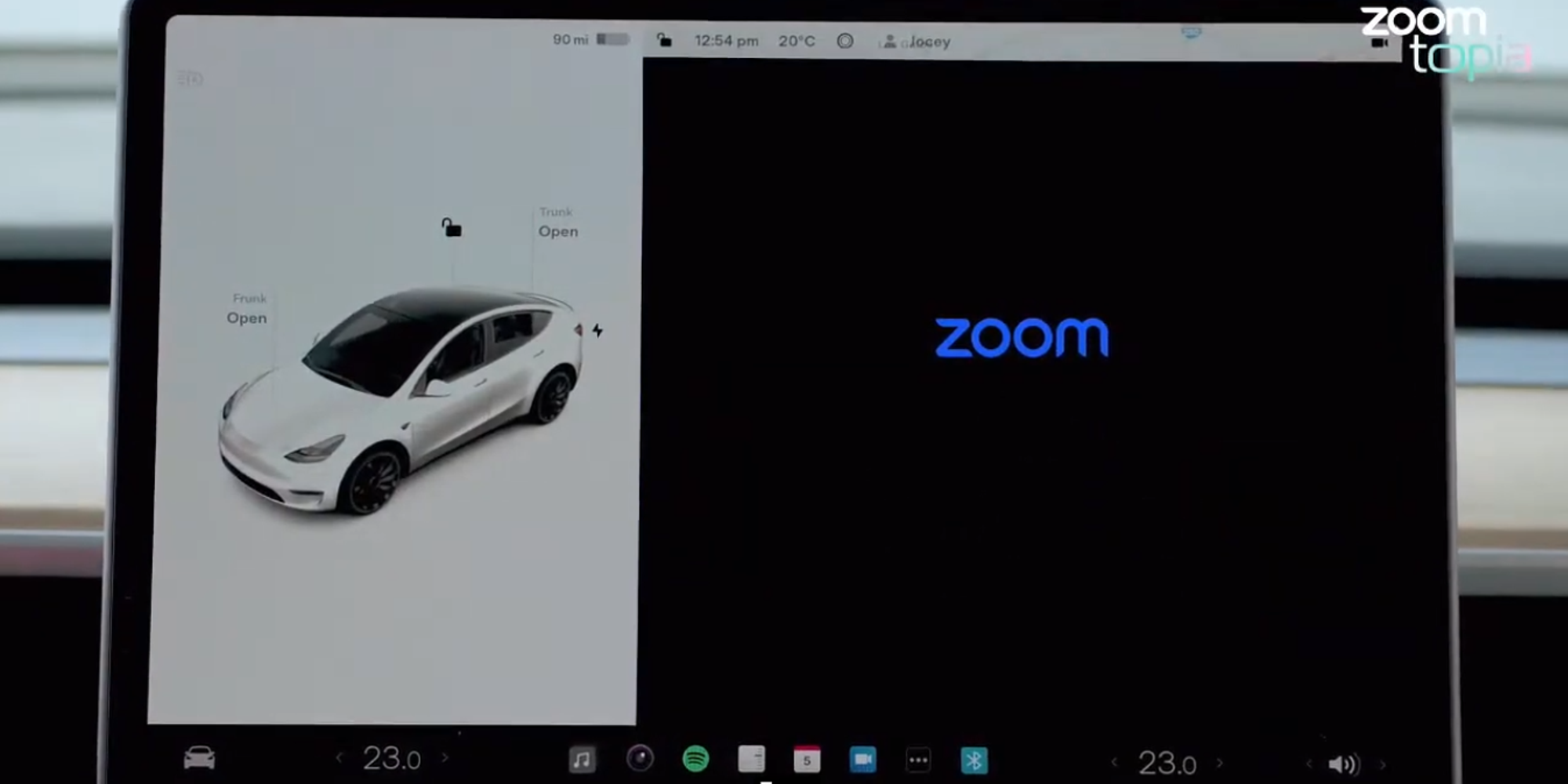 Zoom on a Tesla