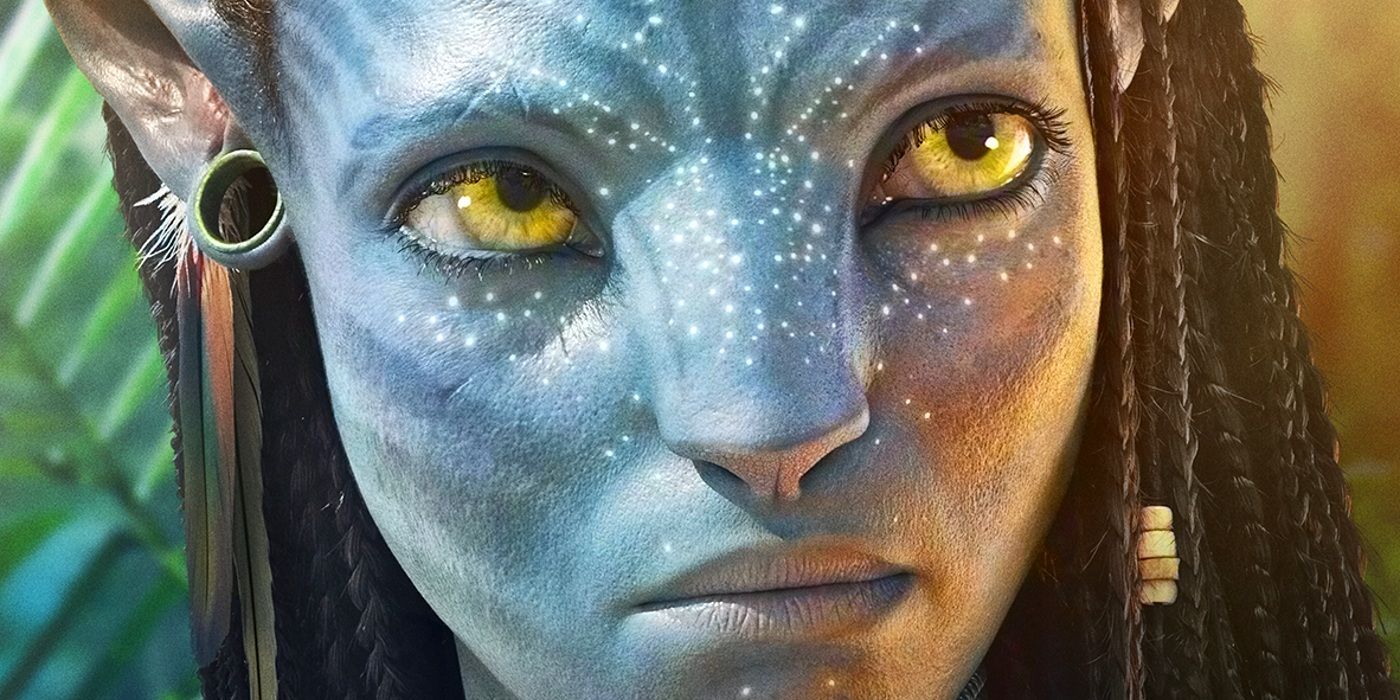 Close de Neytiri em Avatar: The Way of Water.