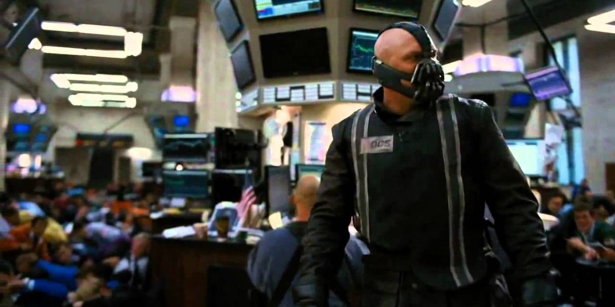 bane in the dark knight rises dentro da bolsa de valores de gotham