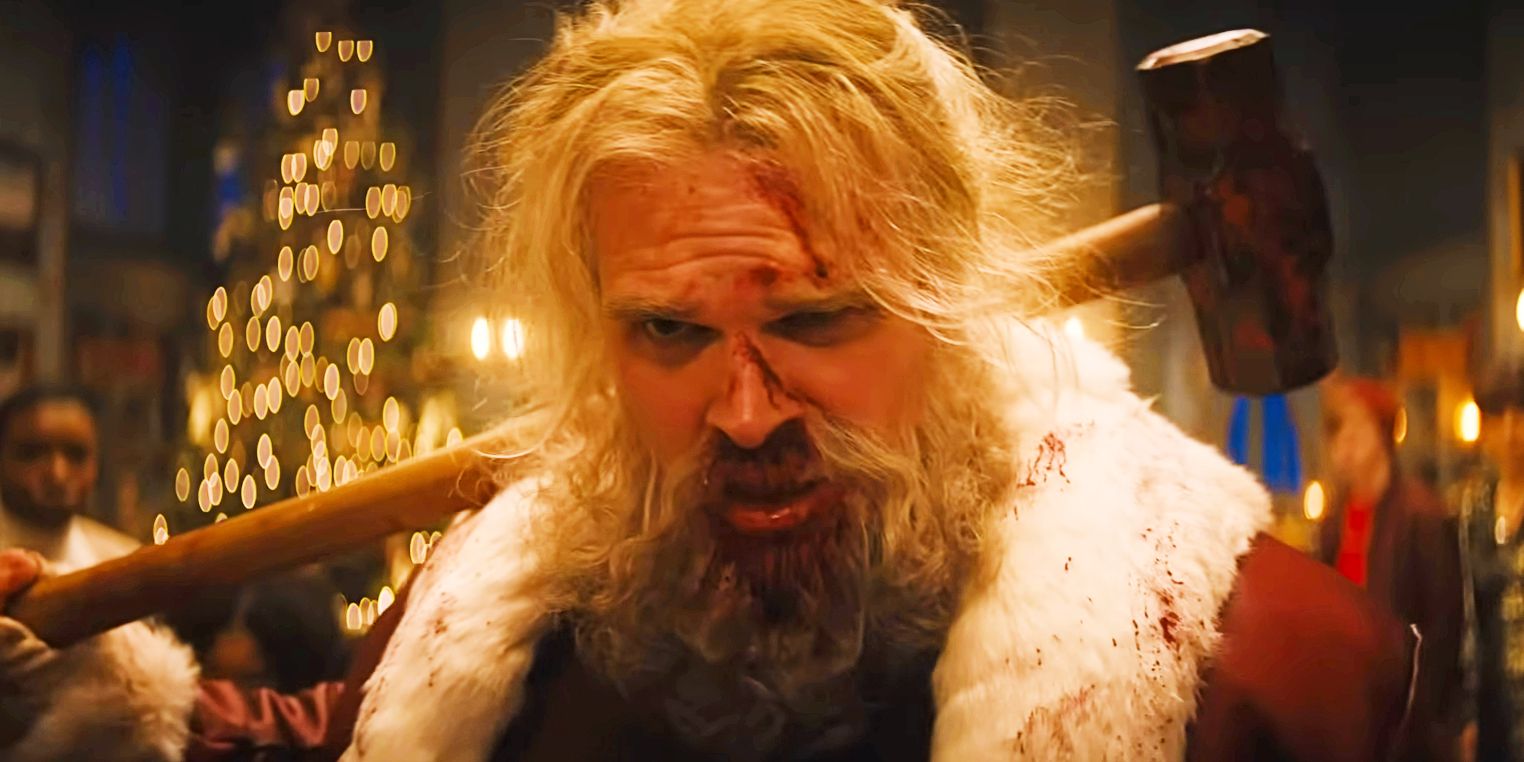 David Harbour as Santa wielding a sledgehammer in Violent Night