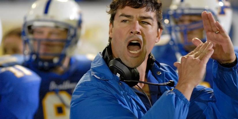 Coach Eric Taylor (Kyle Chandler) yelling for time out at a game on Friday Night Lights
