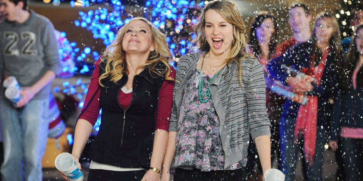 Amy and Duncan getting snowed on in Good Luck, Charlie It's Christmas!