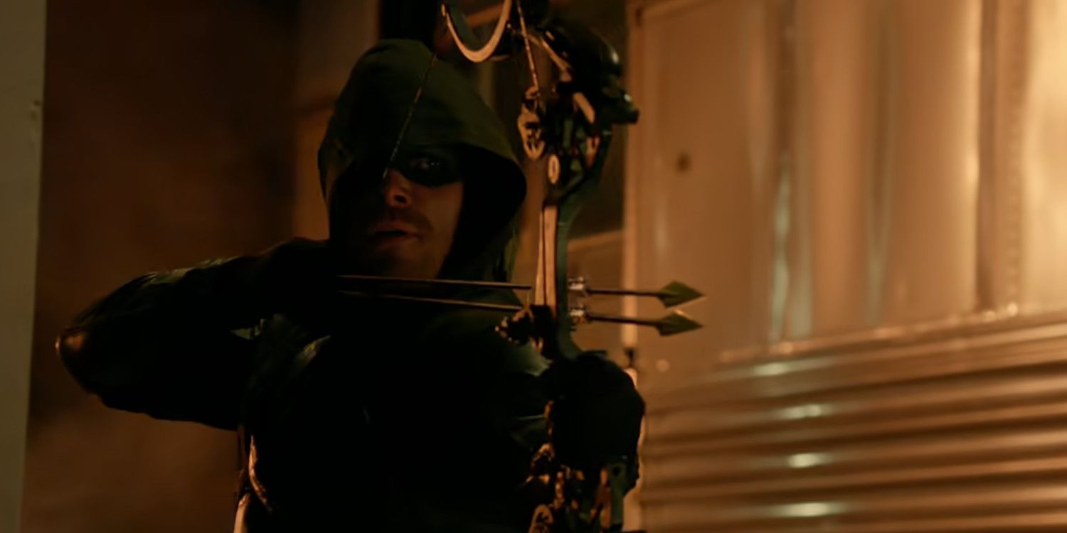Arqueiro Verde usa Flecha Dupla contra o Capitão Boomerang na 3ª Temporada de Arrow