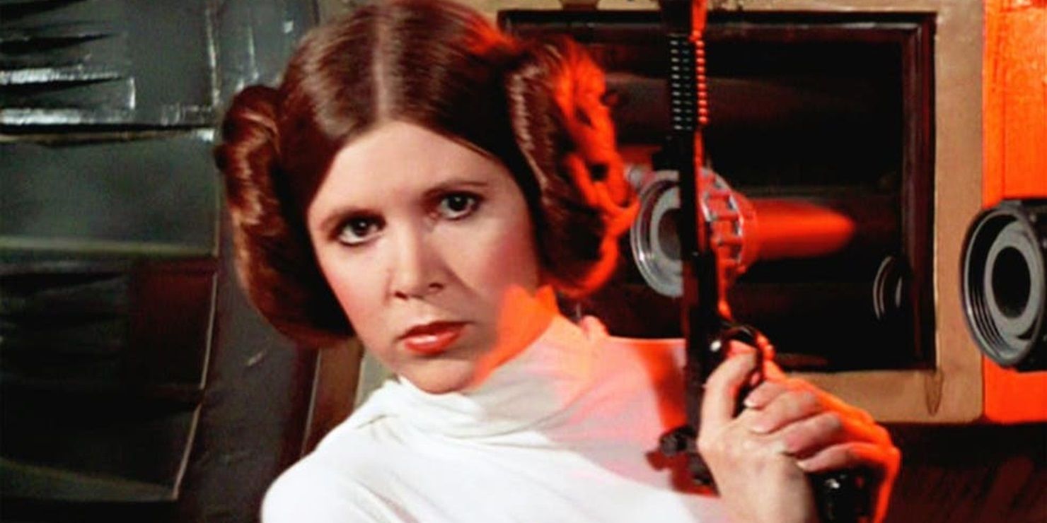Leia_Organa_with_a_blaster_in_Star_Wars
