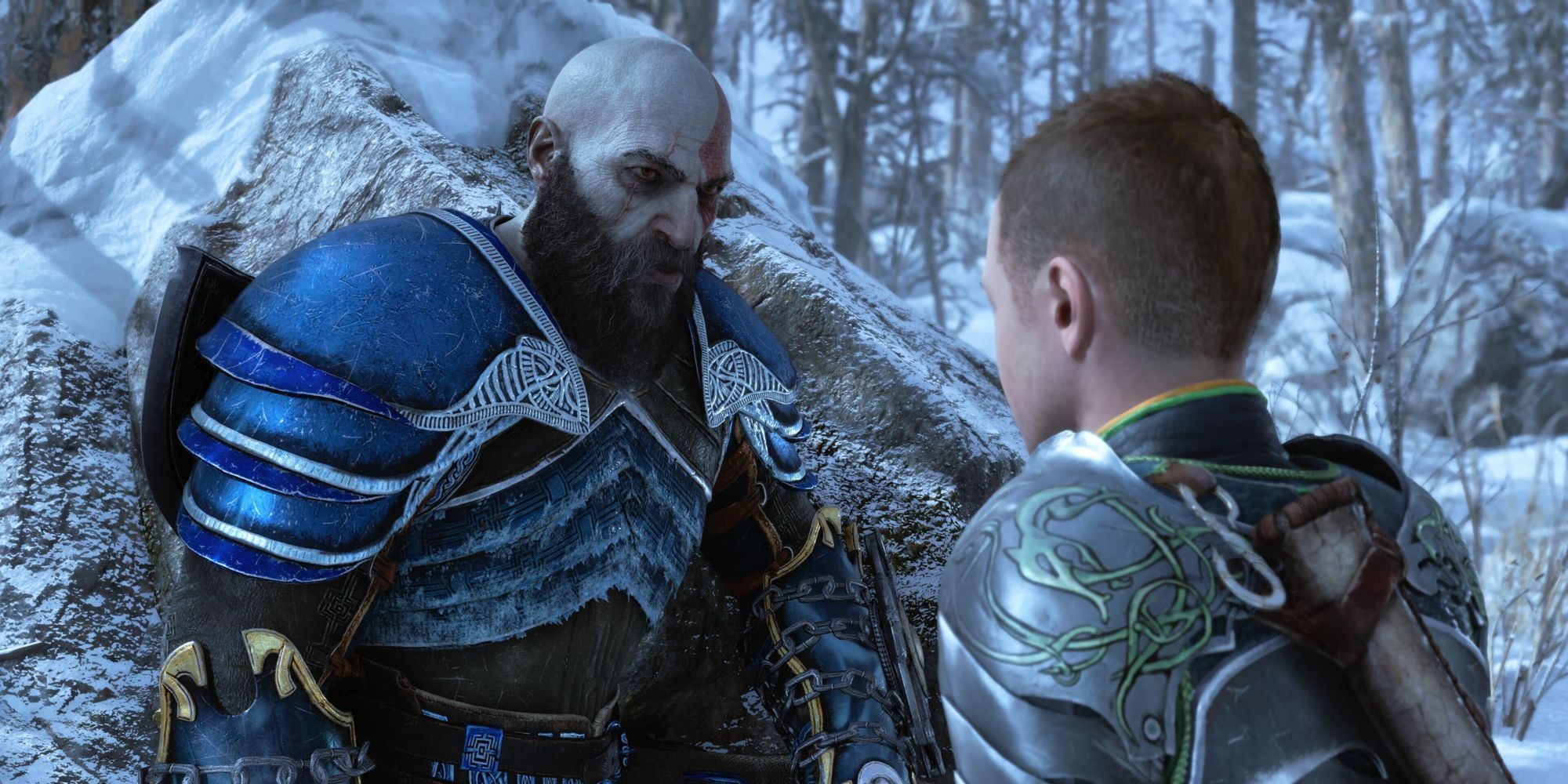 Kratos, vestindo a armadura Raven's Tears, fala com Atreus em God of War Ragnarok.