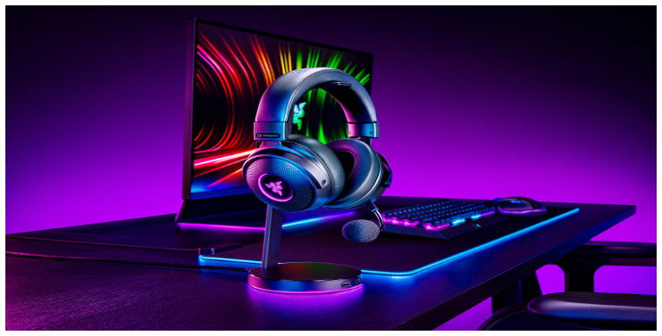 Best Cyber Monday Deals: Huge Discounts On Razer Gaming Headphones & Mics On Amazon