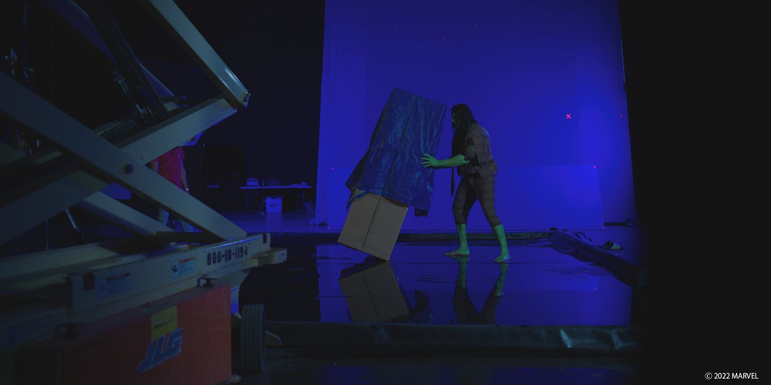 she-hulk pushing objects special effects