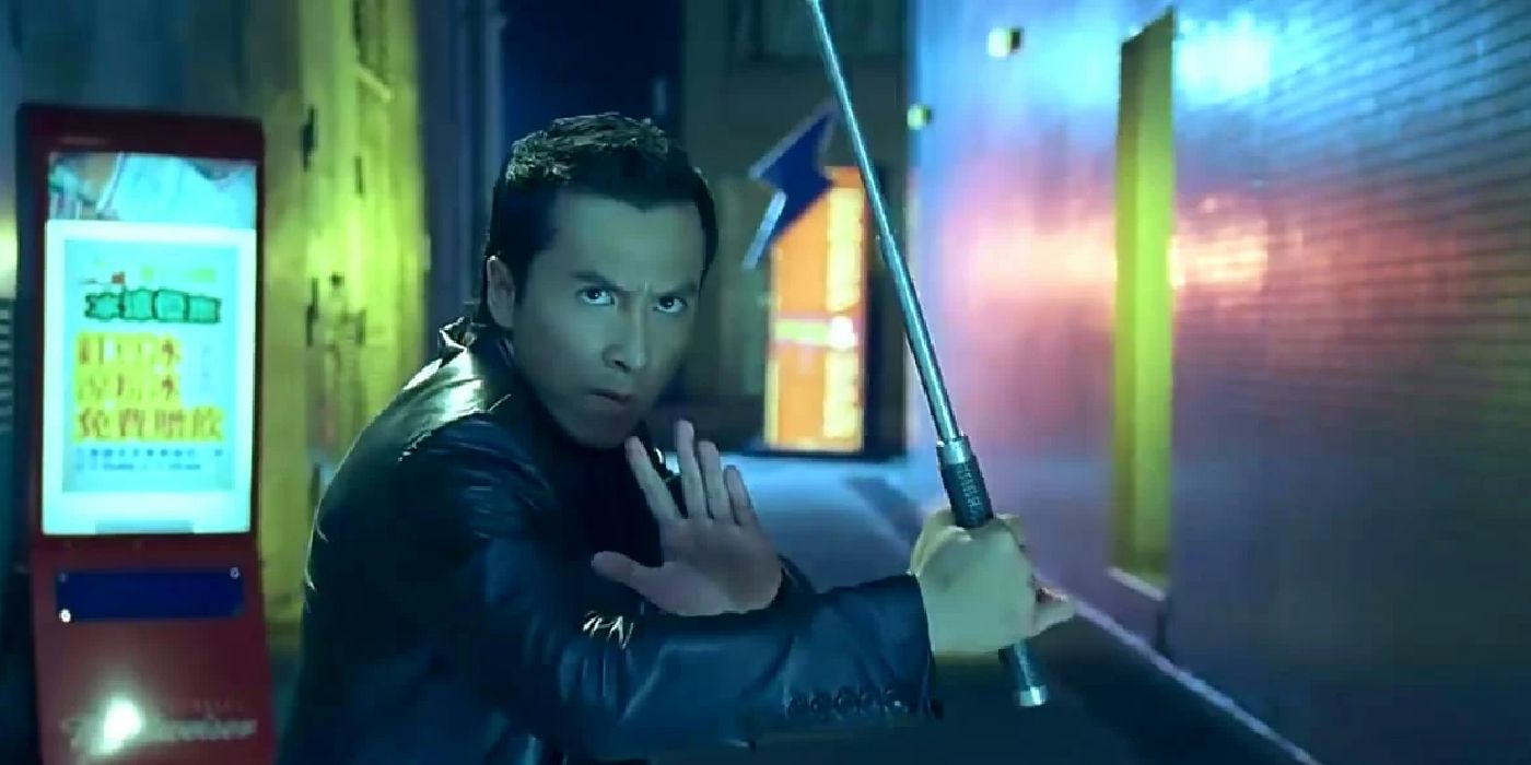 SPL Kill Zone: Donnie Yen prepares for a fight while holding a sword.