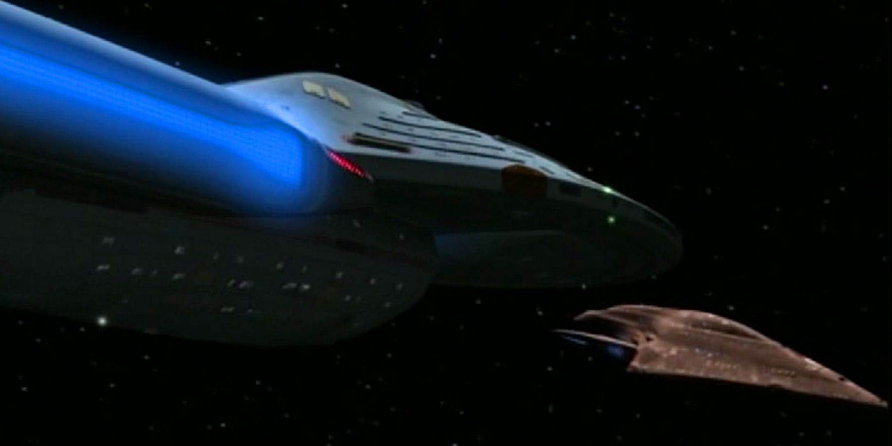O original USS Dauntless em Voyager temporada 4 episódio 26 