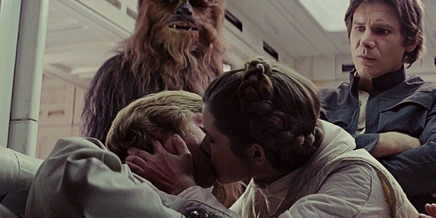 Star Wars: O Império Contra-Ataca - Luke e Leia Beijo