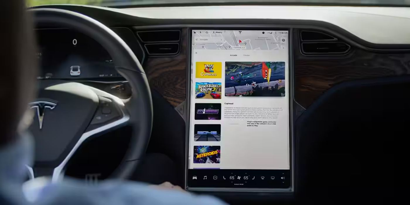 Gambar layar Infotainment Tesla yang menampilkan game