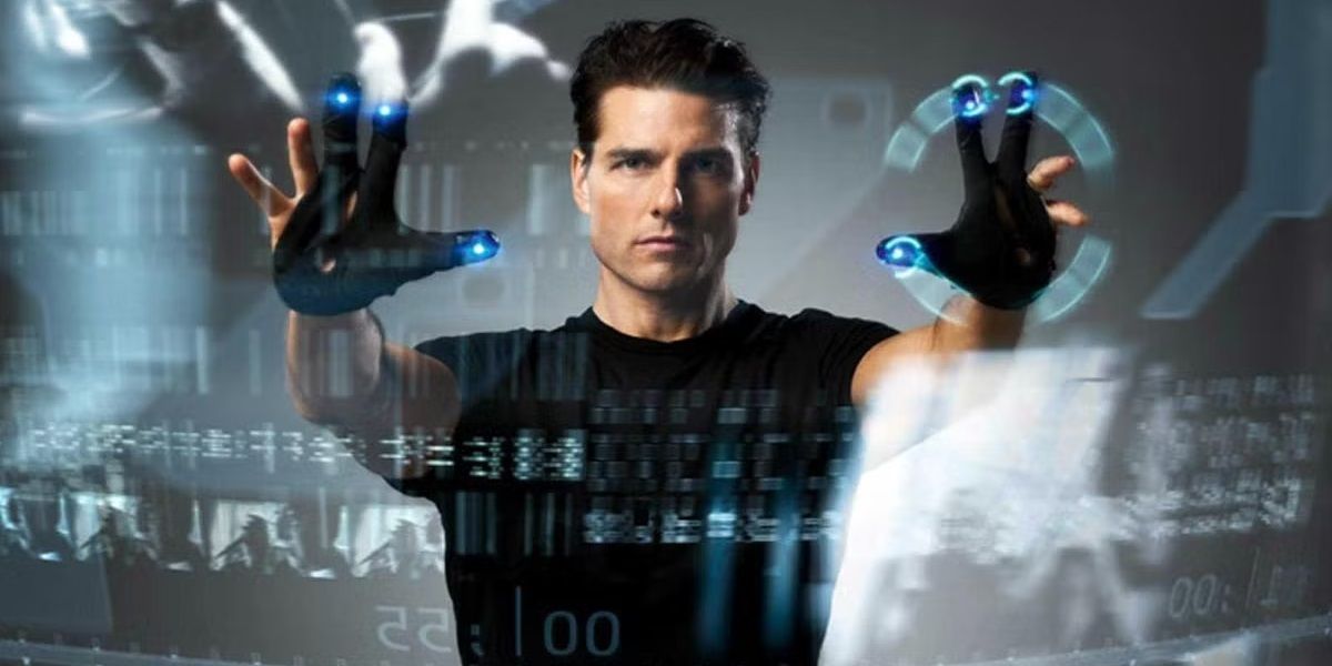 Tom Cruise in Minority Report