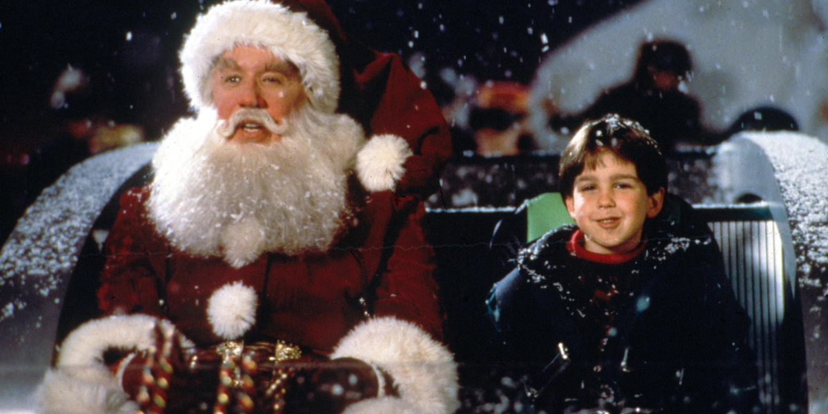Ini adalah gambar diam dari film Sinterklas yang dibintangi oleh Eric Lloyd dan Tim Allen.