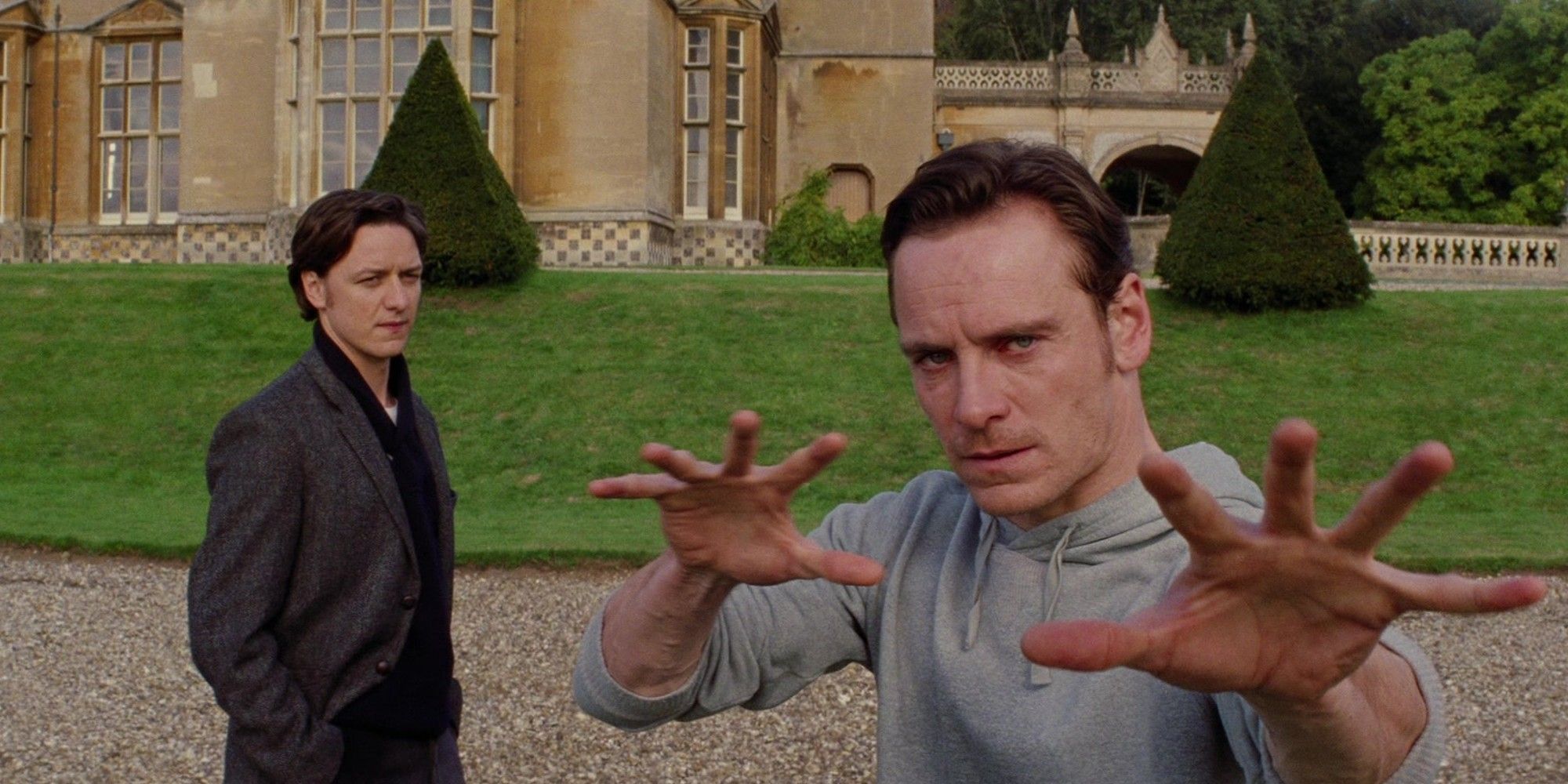 X-Men First Class Michael Fassbender como Erik Lensherr treinando com seus poderes