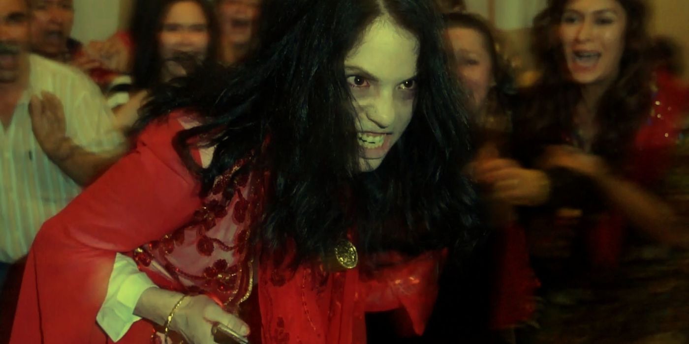 A possessed woman crouching in Dabbe