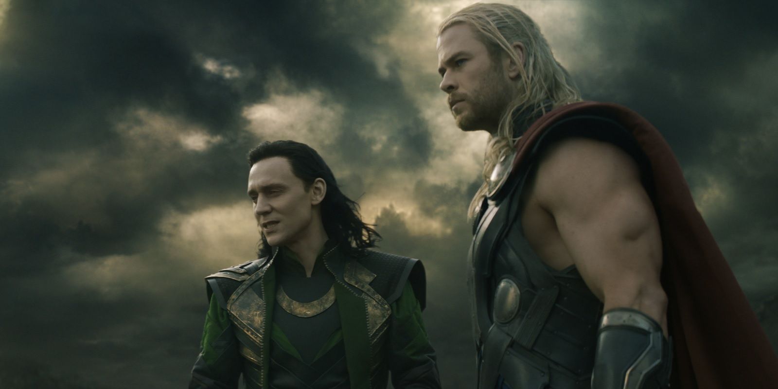 A_low_angle_of_Thor_and_Loki_in_Thor_The_Dark_World