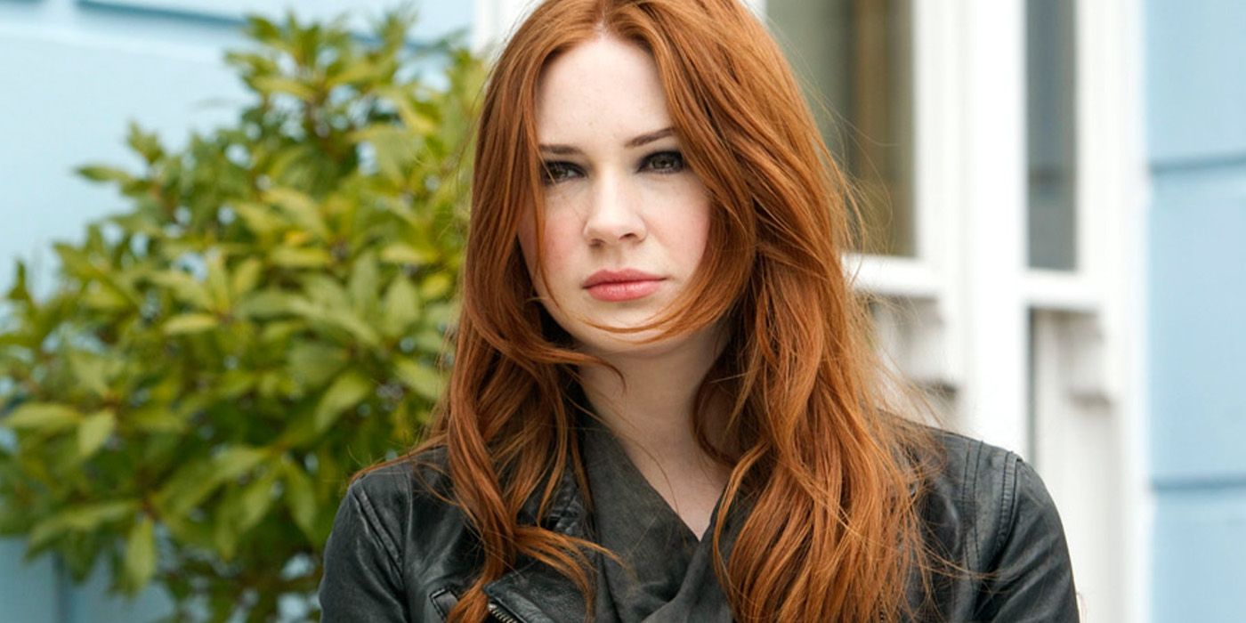 Amy Pond (Karen Gillan) looking into the distance in Doctor Who
