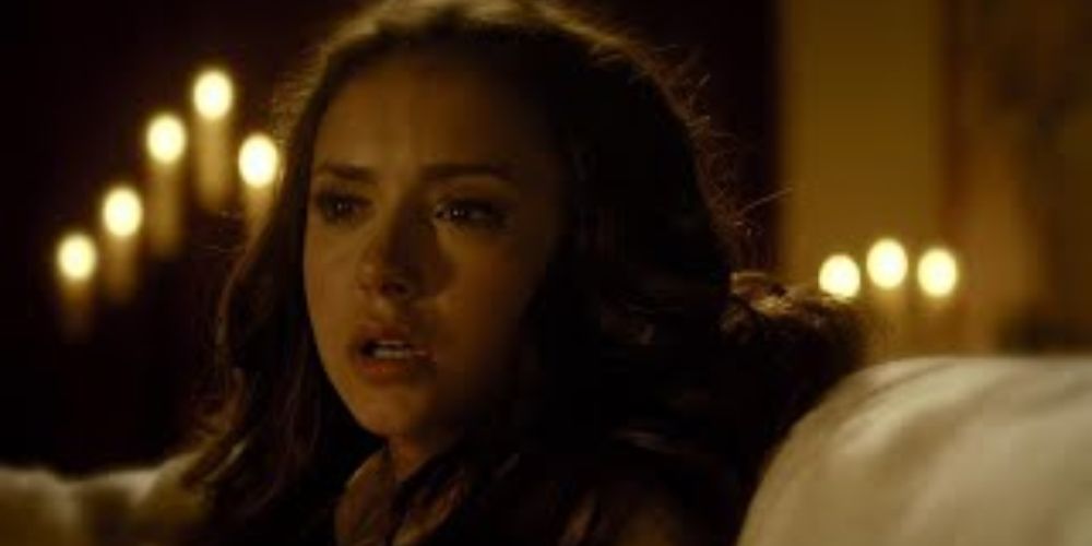 Uma imagem de Katherine chorando em The Vampire Diaries