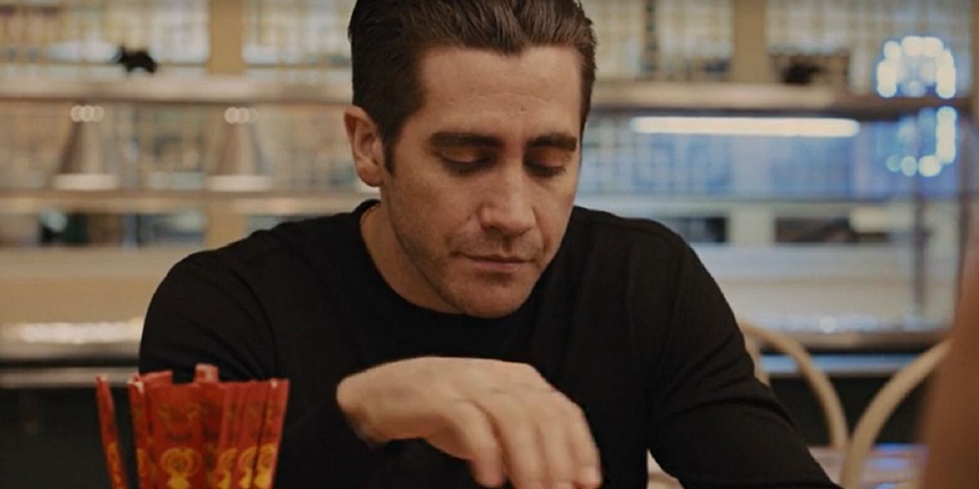 Jake Gyllenhaal in Chinese Restaurant in Prisoners