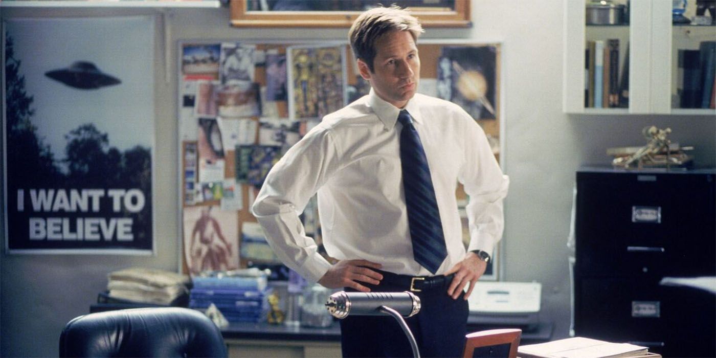 David Duchovny dans le rôle de Fox Mulder dans X-Files