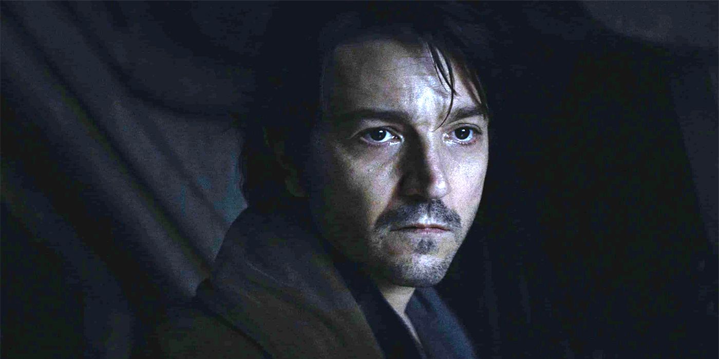 Diego Luna in Andor-1