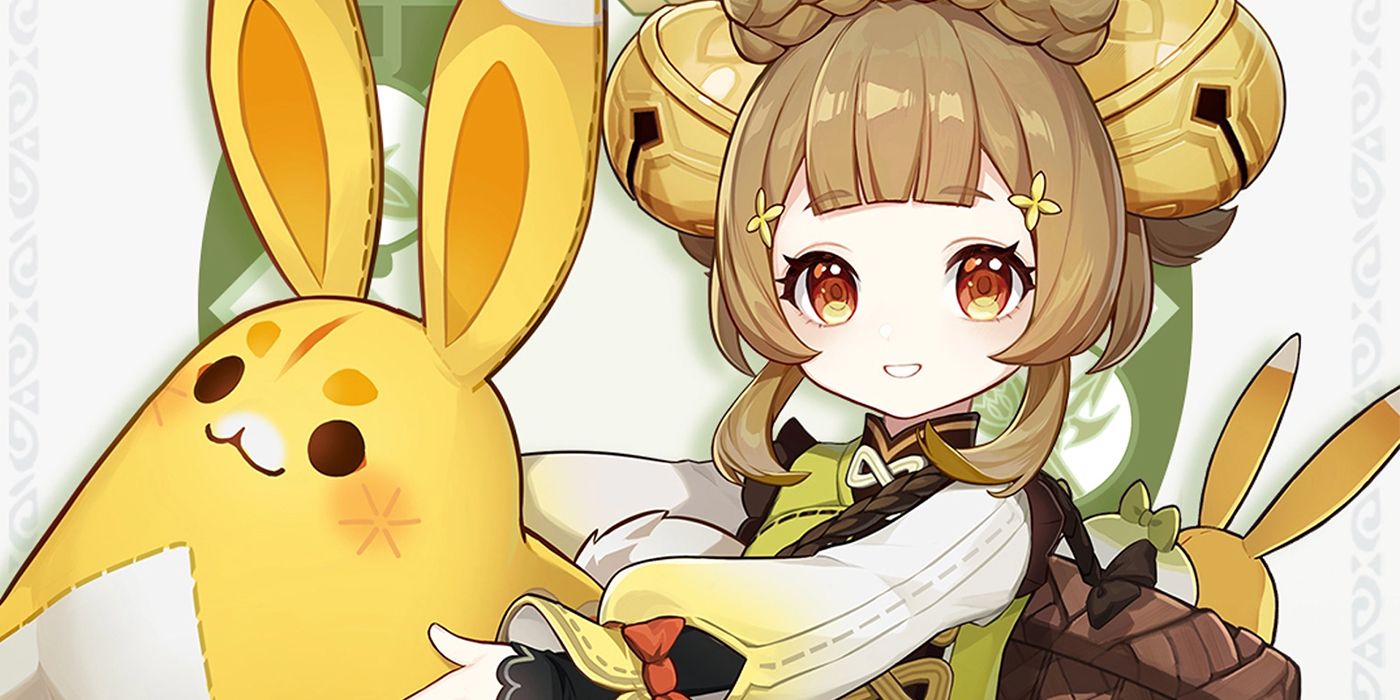 Genshin Impact's Yaoyao holds a yellow rabbit stuffed animal.