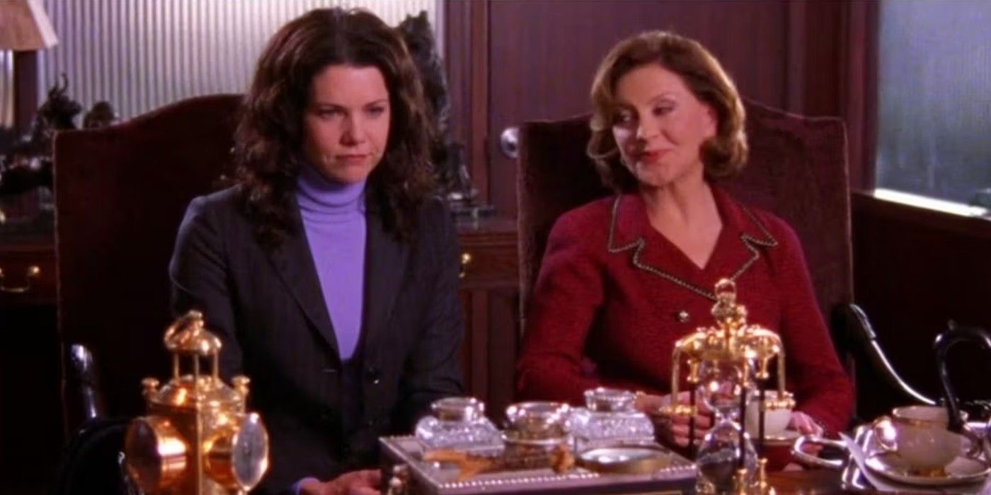 Lorelai and Emily Gilmore together in the episode Secrets and Loans from Gilmore Girls