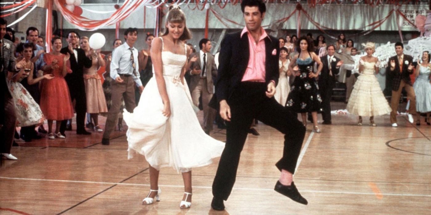 Sandy and Danny dancing at the school dance in Grease