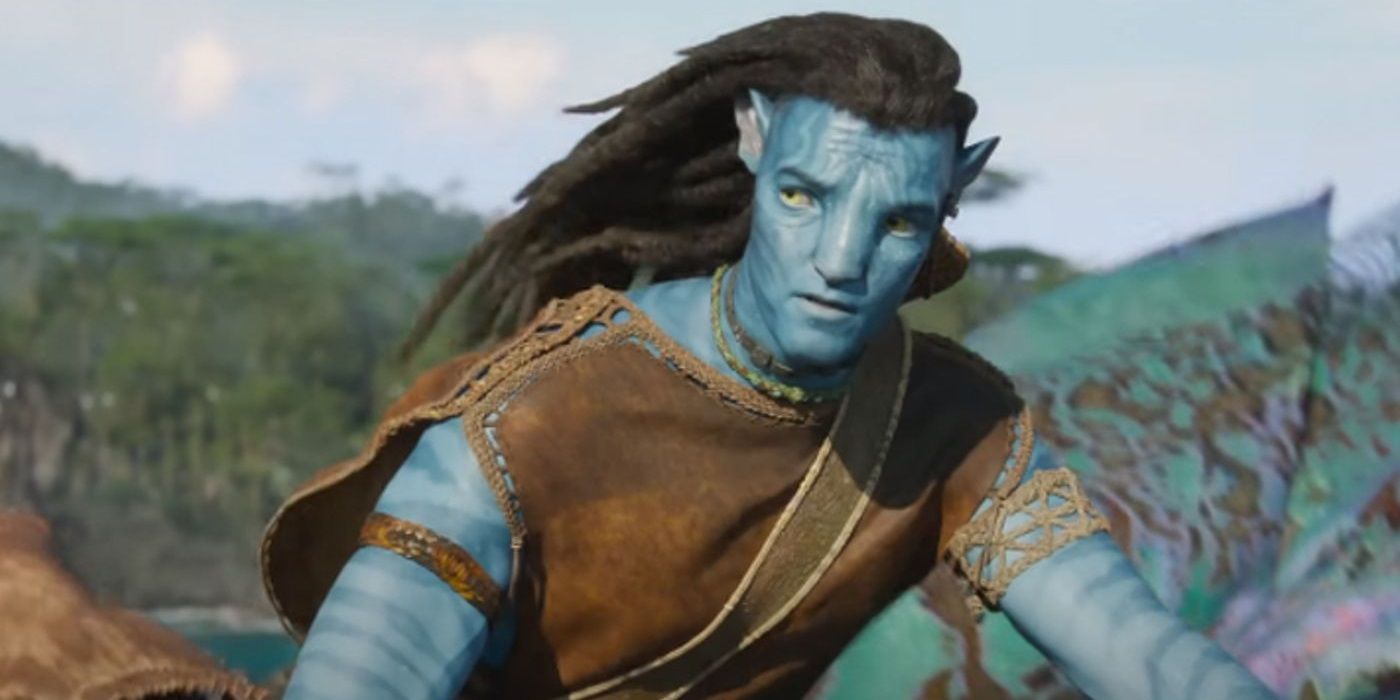 Jake Sully montando criatura voadora em Avatar 2