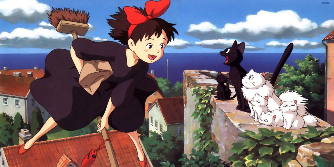 Uma captura de tela de Kiki voando em sua vassoura no Kiki's Delivery Service