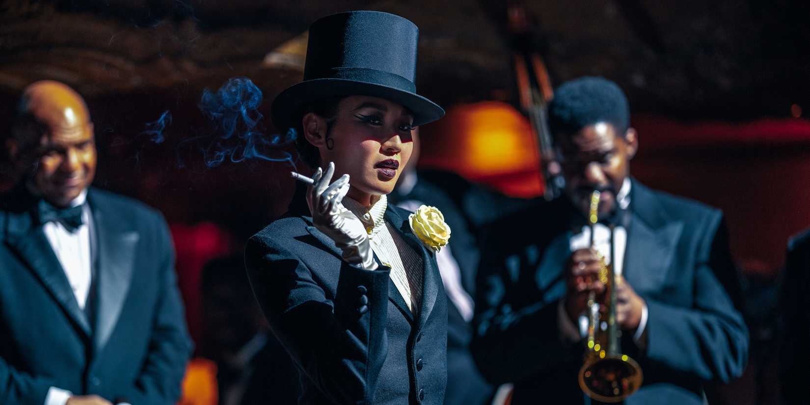 Lady Fay (Li Jun Li) performing in Babylon.