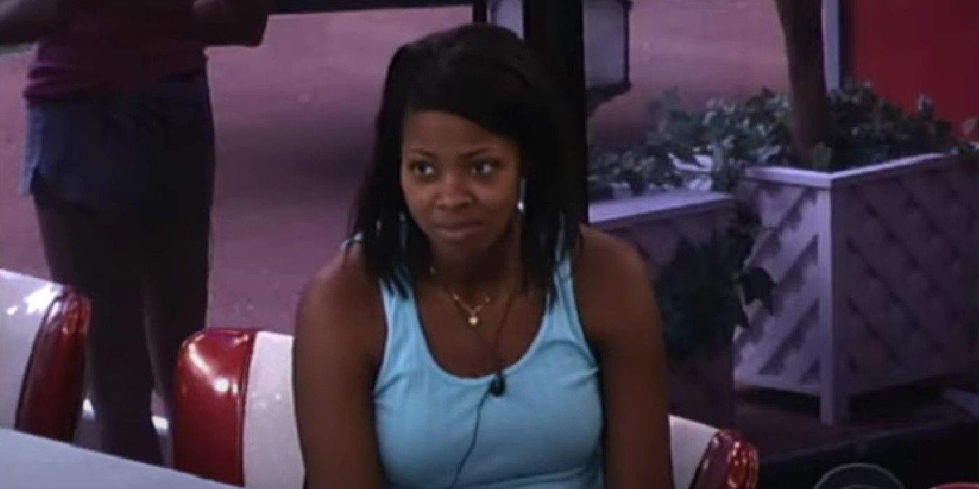 libra thompson em blusa azul no Big Brother 10 CROPPED