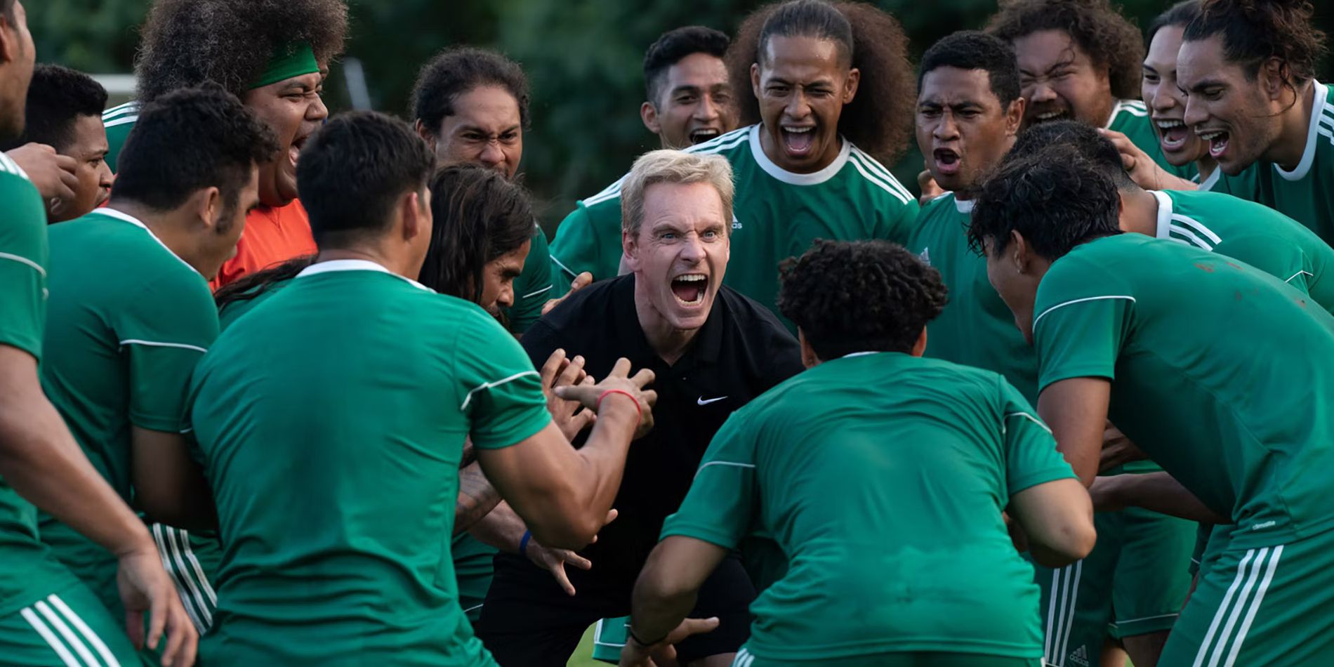 Próxima meta vence Michael Fassbender Team Crop