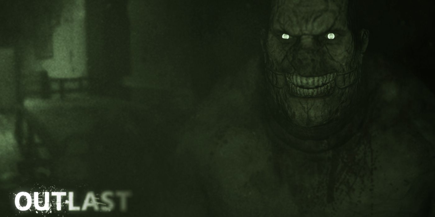 Arte promocional de Outlast com a visão noturna da câmera de vídeo vendo um dos horríveis inimigos do jogo.