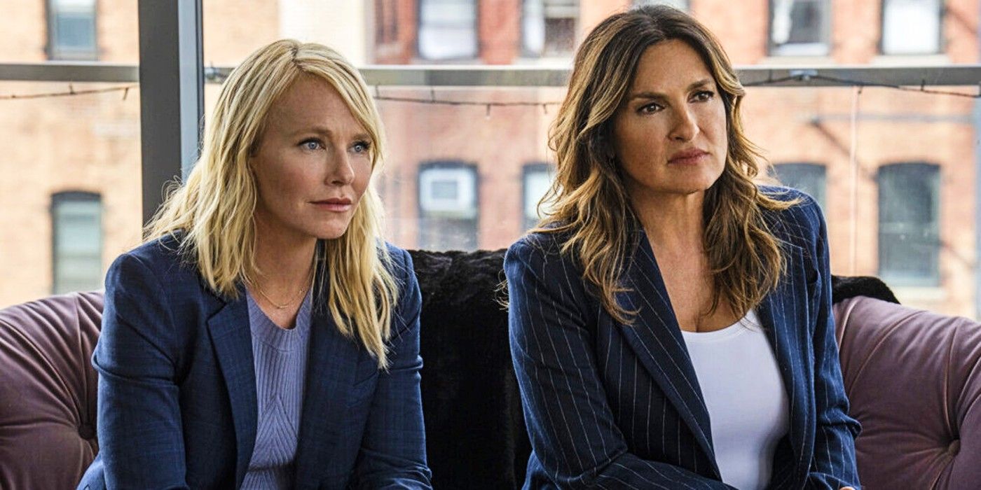 Amanda Rollins and Olivia Benson sit next to each other on Law & Order SVU