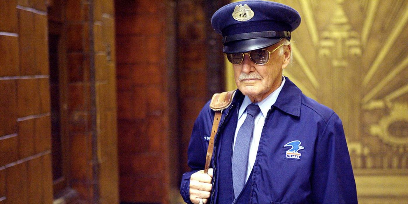 Stan Lee como carteiro em Quarteto Fantástico