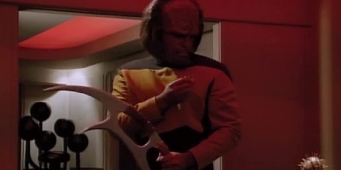 Star Trek Worf With Bat&rsquo;leth