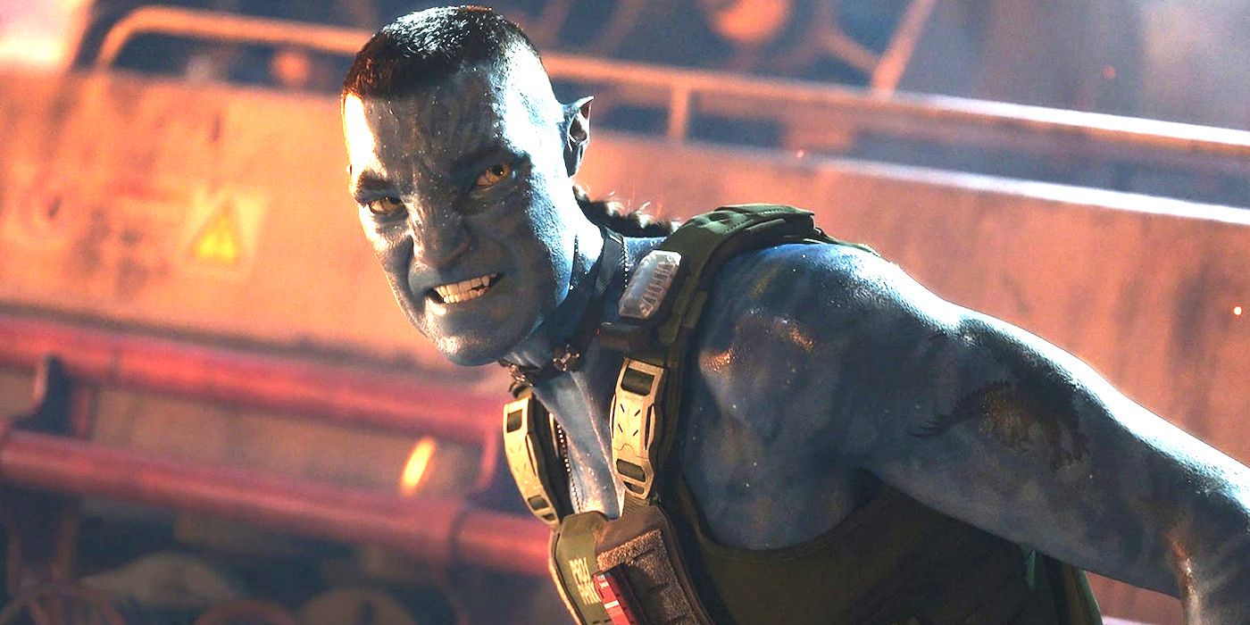 Stephen Lang as the Na'vi Quaritch in Avatar 2, snarling in anger during a battle